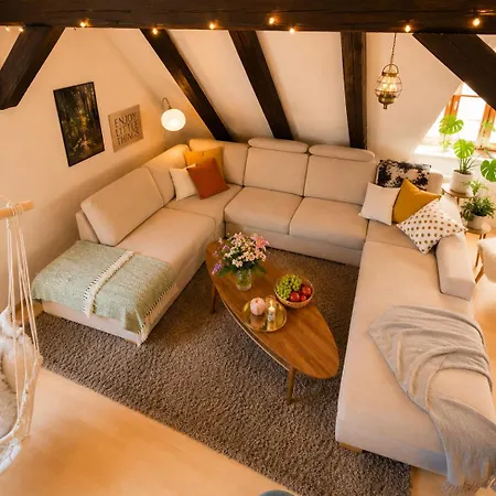 Maisonette Am Markt - Schlossblick - Wlan+netflix *